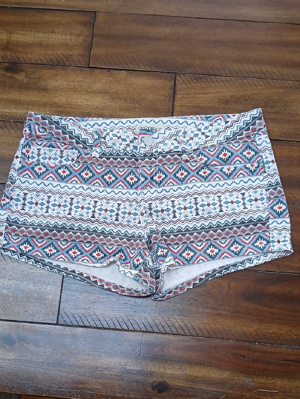YMI White Tribal-Pattern Jean Shorts with Red & Blue Accents